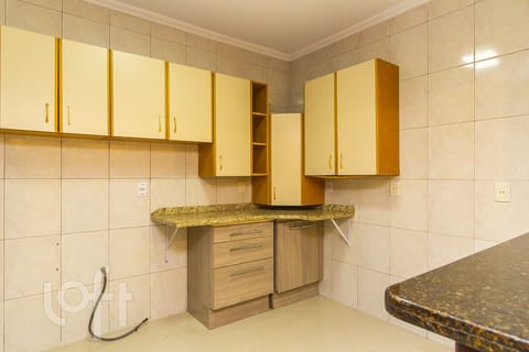 Image 13 - 232714